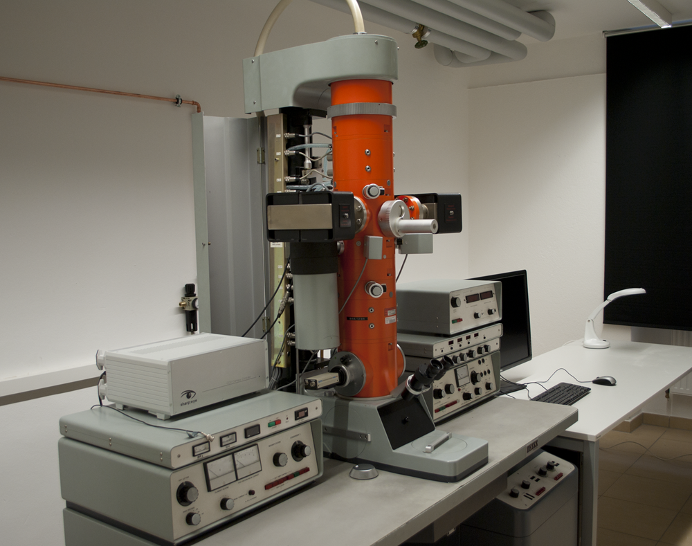 Equipment ⋅ University of Innsbruck